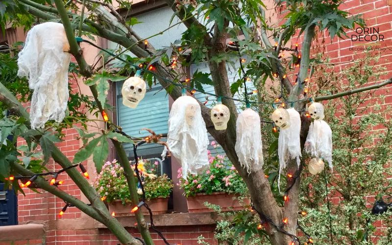 Trang Trí Halloween Với Phụ Kiện