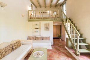 Decor Phòng Ngủ Gác Lửng – Bí Quyết Biến Không Gian Nhỏ Thành Tổ Ấm Tuyệt Vời